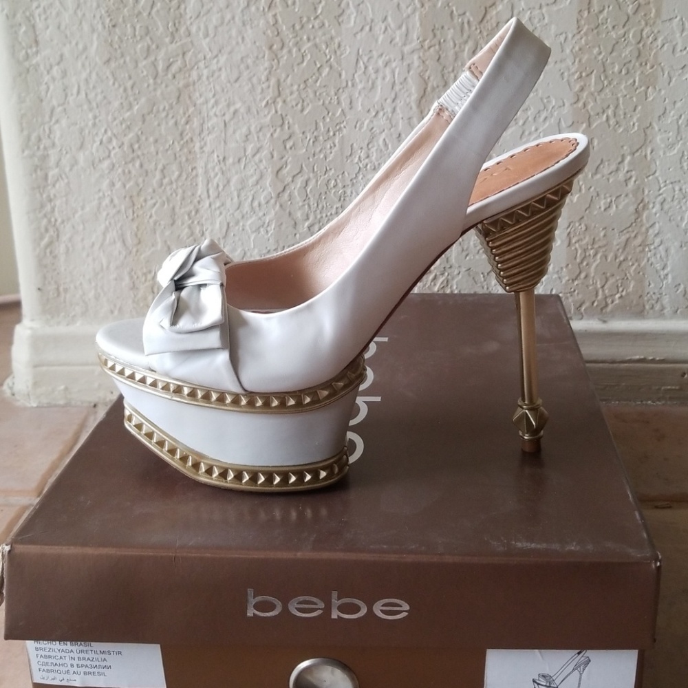 Bebe Dita white gold leather sandal high heel 7